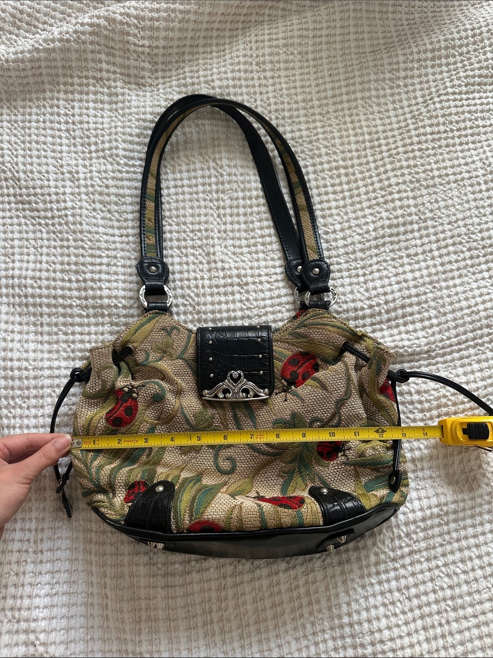 Vintage Ladybug Embroidered Canvas Shoulder Bag Silver Hardware - Picture 8 of 14